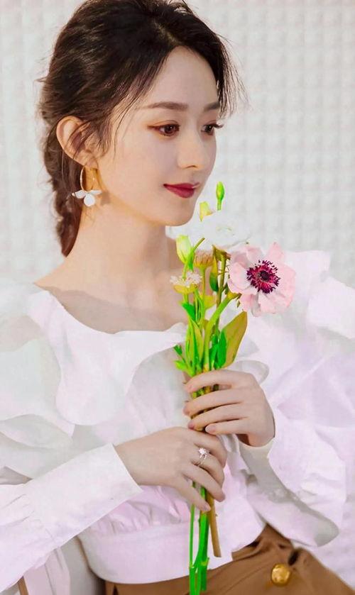 娱乐吃瓜直播白鹿是真的吗,直播吃瓜背后的真实故事  第3张