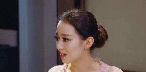 奶奶拿油烫人娱乐吃瓜酱,吃瓜酱见证家庭欢乐时光  第3张